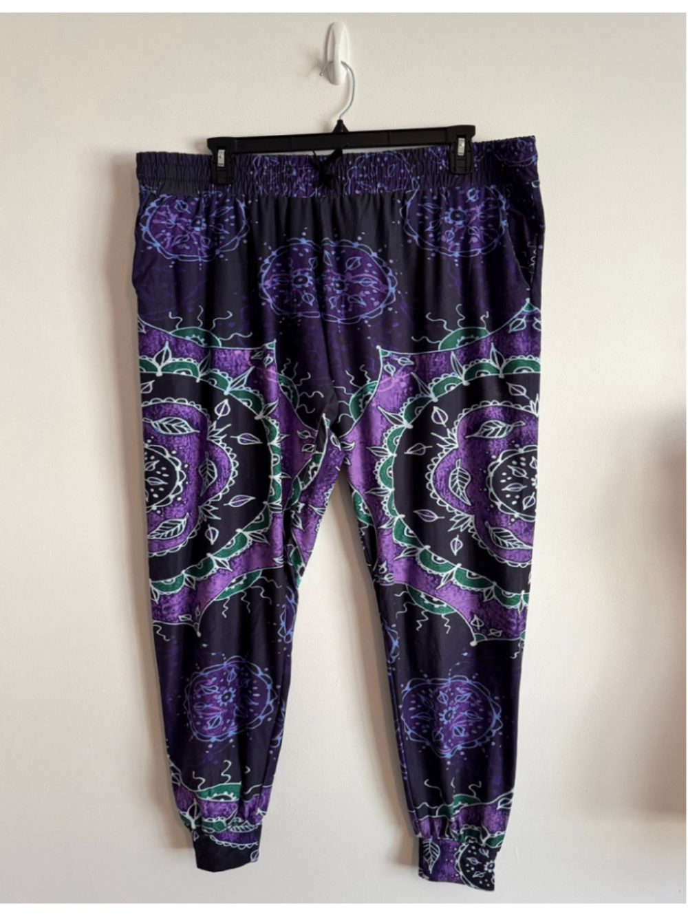 Women's Unbranded Mandala Print Jogger Pants Black Purple Size 3X/4X